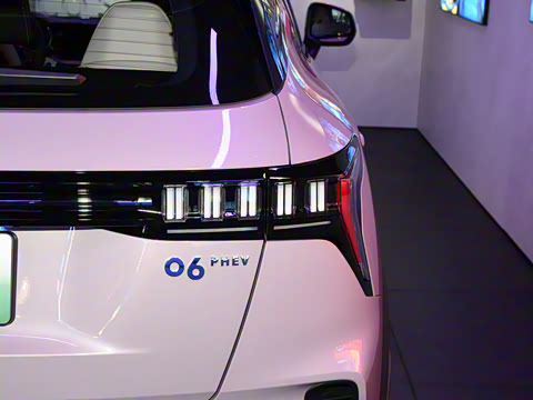 2023�� 1.5T Remix PHEV Shero