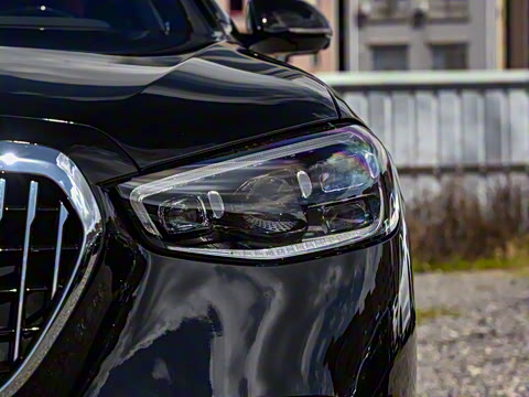 2025�� �Ŀ� S 580 4MATIC