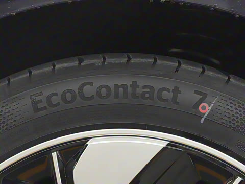 2025�� 210Ultra���Ȱ� 6��