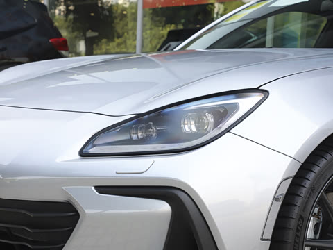 2022�� 2.4L �ֶ���