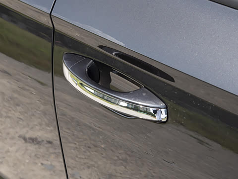 2025�� 300TSI ������°�