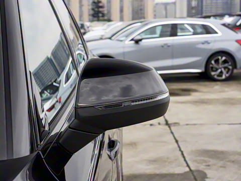 2025�� quattro 45�����ذ� 40 TFSI ʱ����