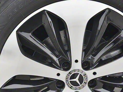 2023�� GLB 220 ʱ����