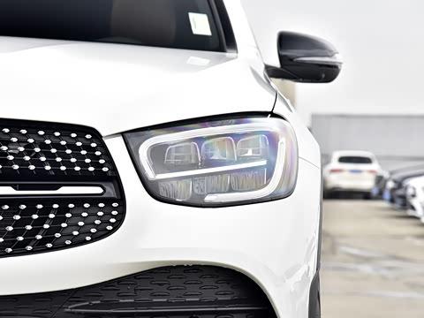 2022�� �Ŀ� GLC 300 4MATIC ����SUV