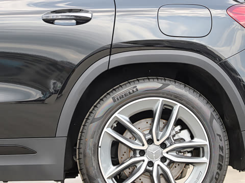 2022�� AMG GLA 35 4MATIC