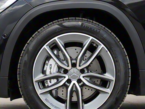 2022�� AMG GLA 35 4MATIC