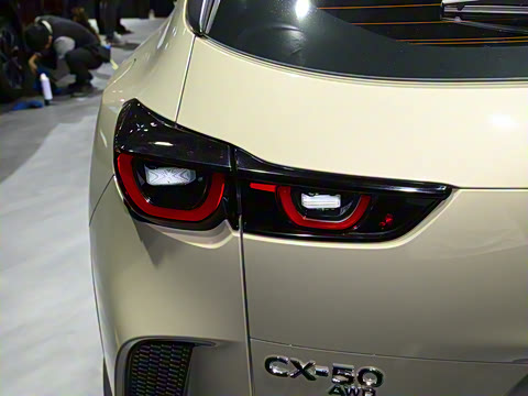 2023�� 2.5L HEV �������а�