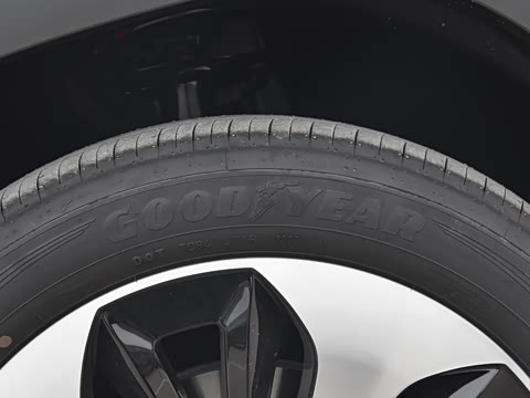 2023�� GLB 220 ʱ����