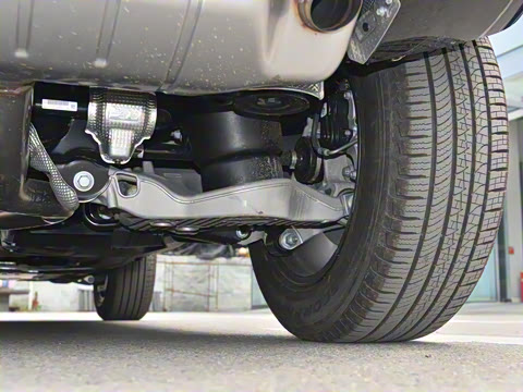 2023�� 110 3.0T P400 X-DYNAMIC HSE