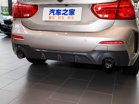 2021�� 120i M�˶���ҹ��