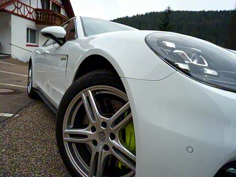 2017�� Panamera 4 E-Hybrid Sport Turismo 2.9T