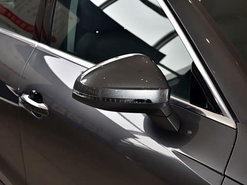 2022�� 40 TFSI ʱ�ж�����