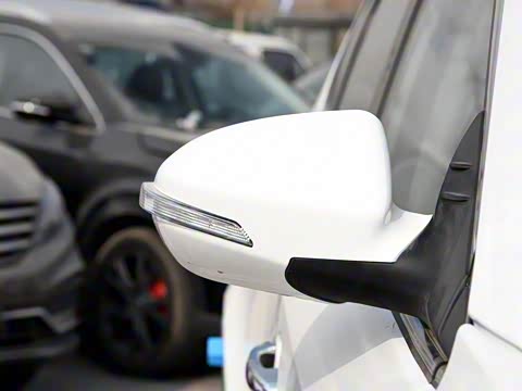 2017�� 1.8L �ֶ�������