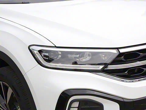 2025�� �Ŀ�� 300TSI DSG���������