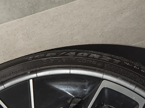 2025�� �Ŀ� Max���̰�