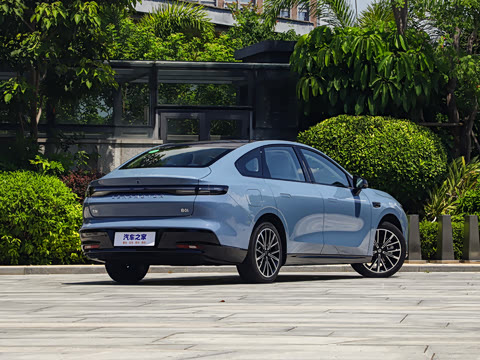 2025�� 550������