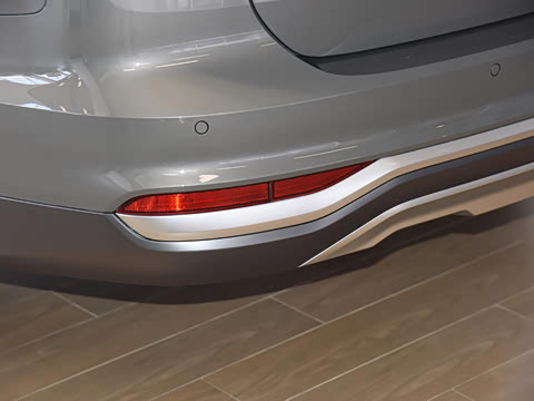 2023�� allroad quattro 55 TFSI ����ԽҰ��