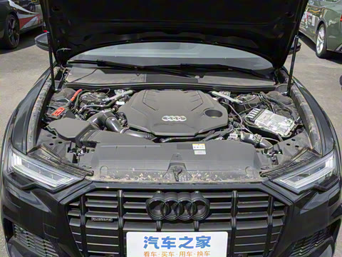 2025�� allroad quattro 55 TFSI ��̽�ռ�