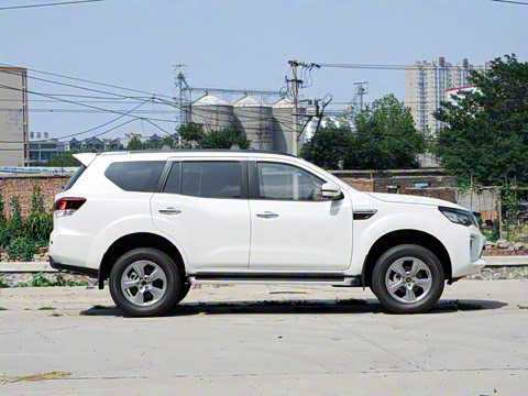 2025�� 2.0T ���������;����