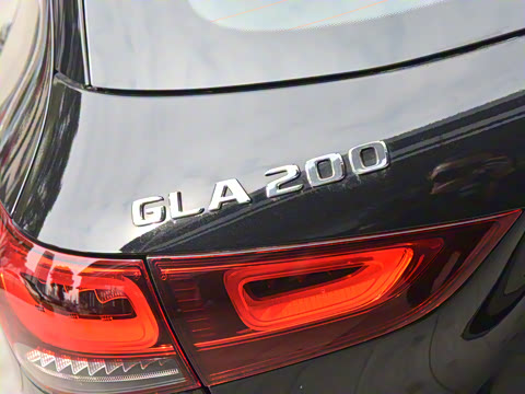 2022�� �Ŀ� GLA 200