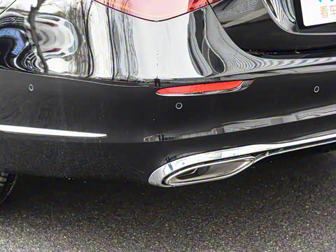 2022�� �Ŀ� S 400 L ������