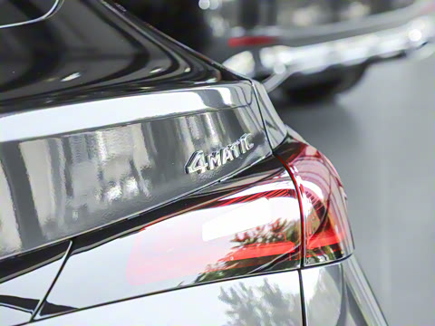 2025�� �Ŀ� GLC 300 4MATIC ����SUV