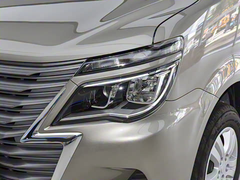 2024�� M5 1.6L ������7��CNG