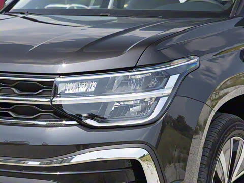 2025�� 300TSI ������°�