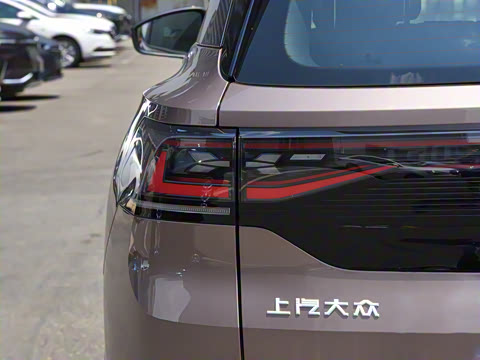 2022�� ������������