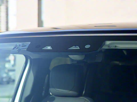 2023�� 110 3.0T P400 X-DYNAMIC HSE