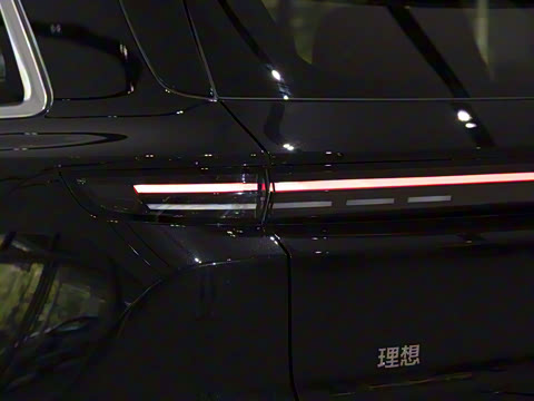 2025�� Max ���ܻ��°�