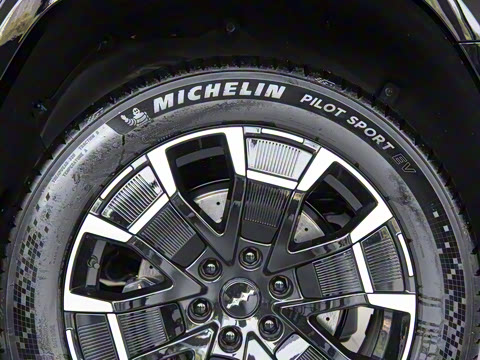 2025�� ���º������˻��� 6��