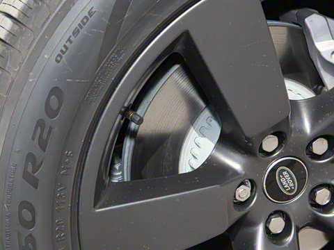 2023�� 110 3.0T P400 X-DYNAMIC HSE