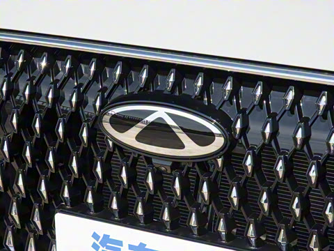 2025�� 2.0T ��������� 5��