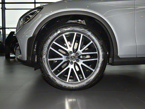 2023�� GLC 260 4MATIC ����SUV