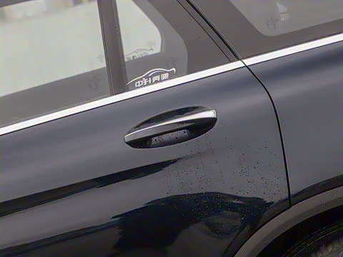 2022�� �Ŀ� GLC 300 L 4MATIC ������