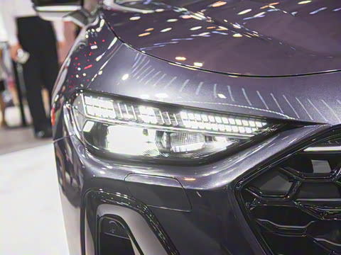 2026�� 2.0T �˶��� quattro