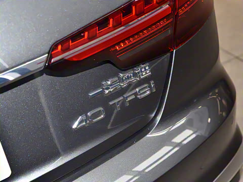 2022�� 40 TFSI ʱ�ж�����