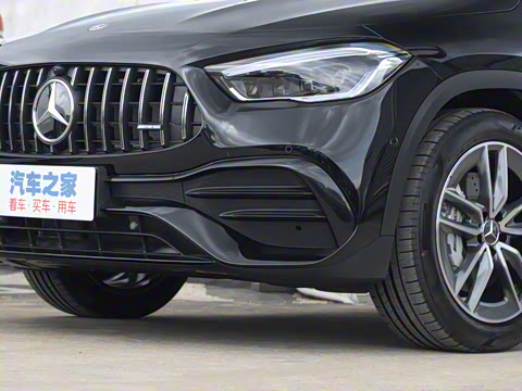 2022�� AMG GLA 35 4MATIC