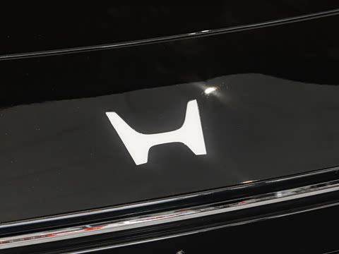 2025�� ����������Plus