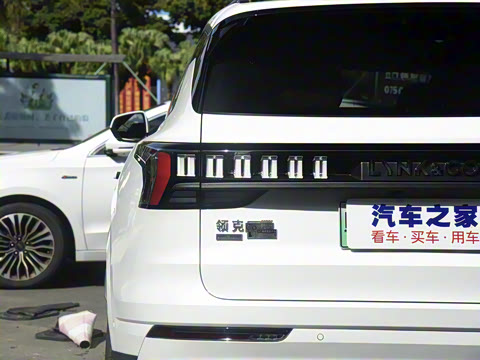 2023�� 2.0TD EM-P Զ����AM ����