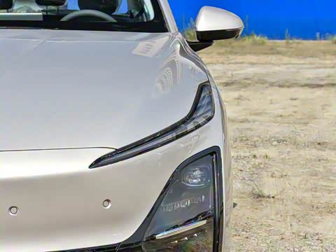 2025�� 610km �����콢��