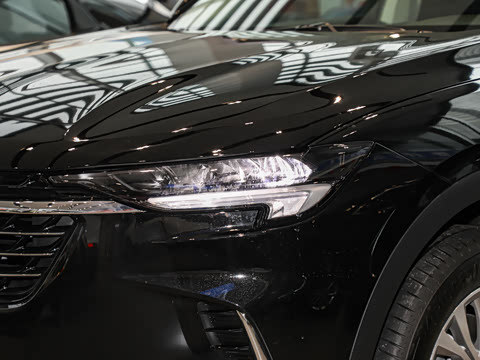 2023�� ������Plus 652T ����������