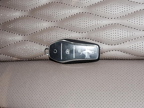 2022�� EV ������ 715KMǰ���콢��