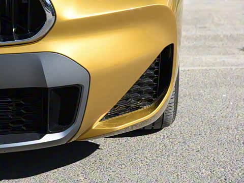 2020�� sDrive20i MԽҰ��װ