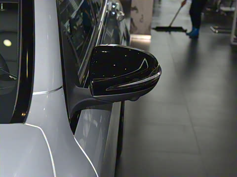 2023�� GLC 260 4MATIC ����SUV