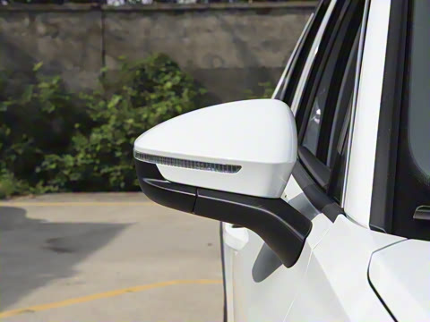 2025�� ̽��L 300TSI ������Ӣ