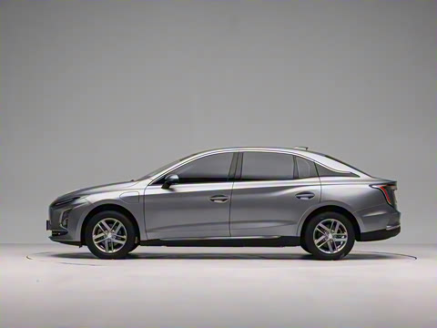 2025�� 610km PLUS