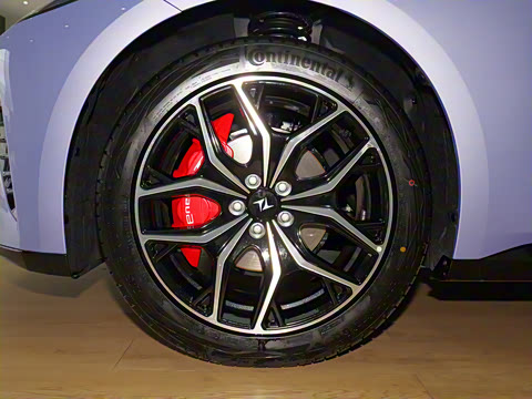 2025�� ���� 650ProѲ����