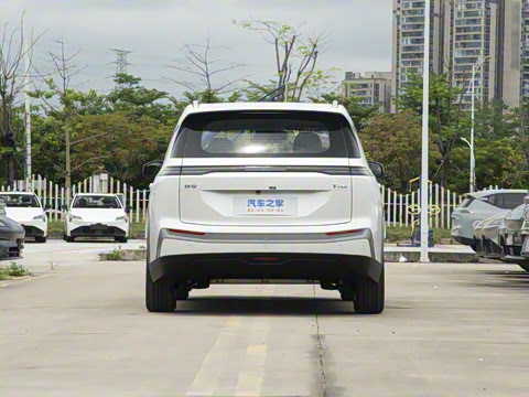 2025�� Plus 510 ������